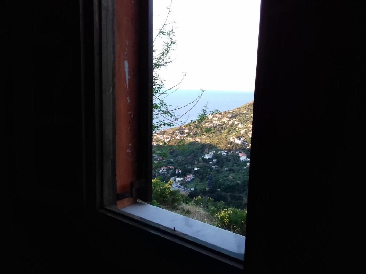 Ikarian Centre - Accommodation & Mountain Hiking Эвдилос Экстерьер фото